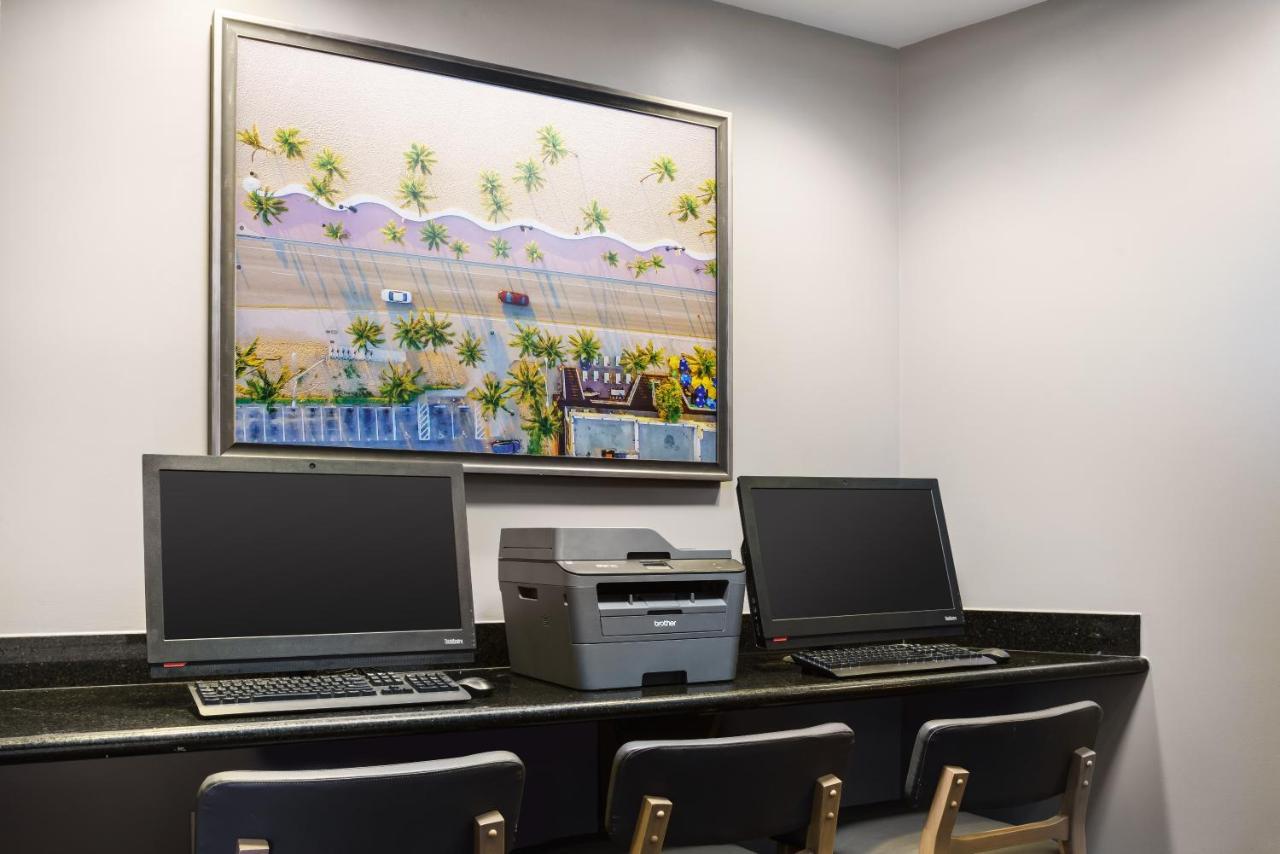 Hyatt Place Fort Lauderdale Airport/Cruise Port デイニア・ビーチ エクステリア 写真