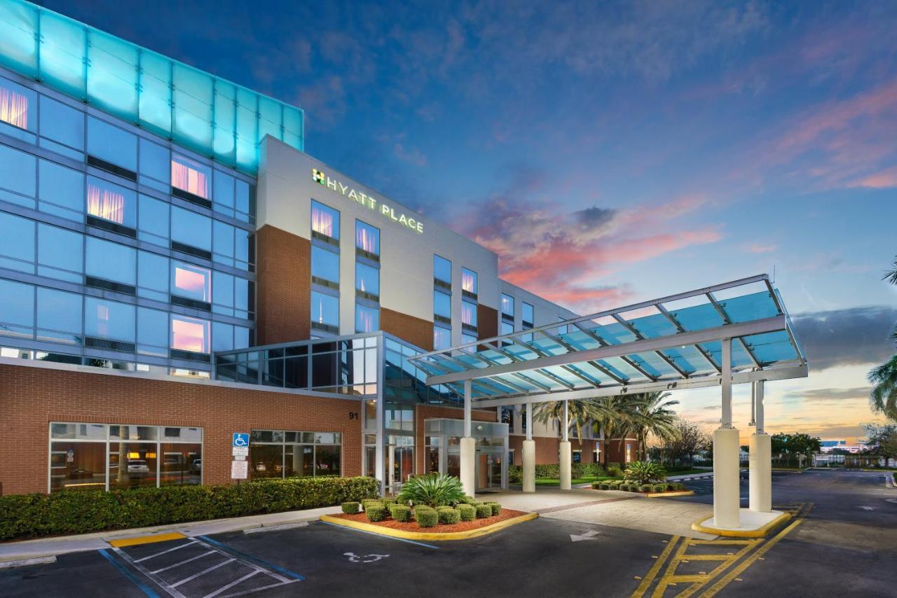 Hyatt Place Fort Lauderdale Airport/Cruise Port デイニア・ビーチ エクステリア 写真