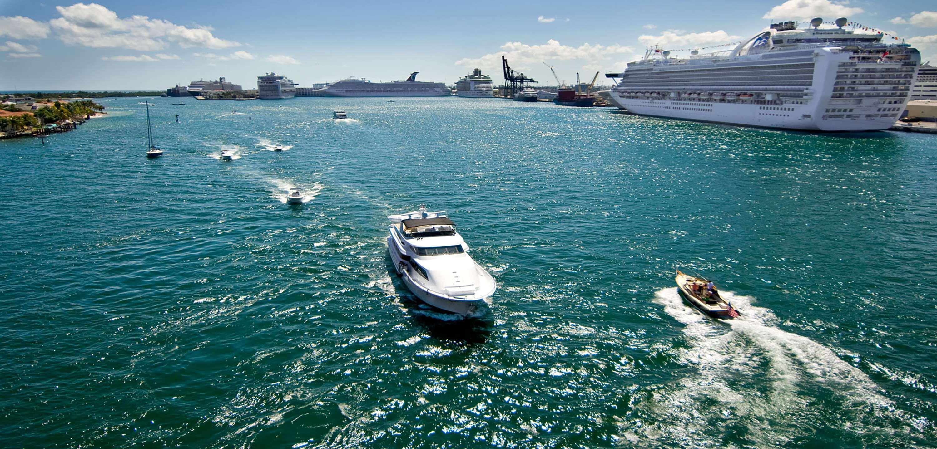 Hyatt Place Fort Lauderdale Airport/Cruise Port デイニア・ビーチ エクステリア 写真