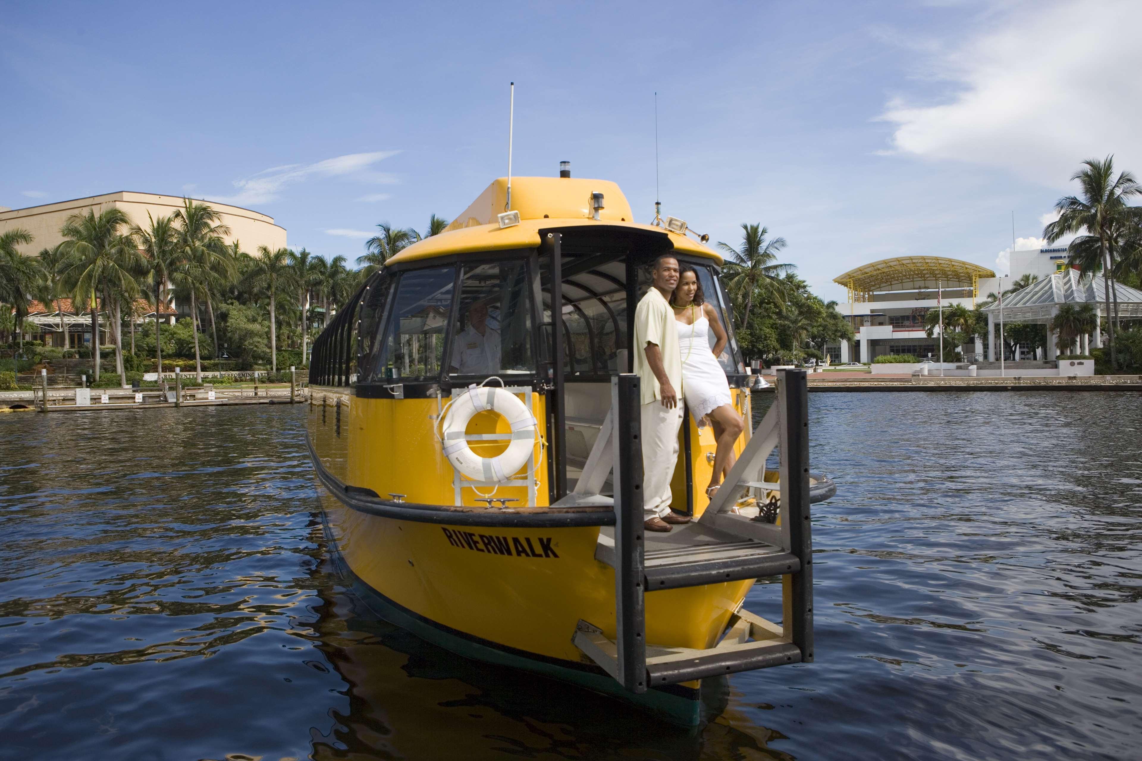 Hyatt Place Fort Lauderdale Airport/Cruise Port デイニア・ビーチ エクステリア 写真