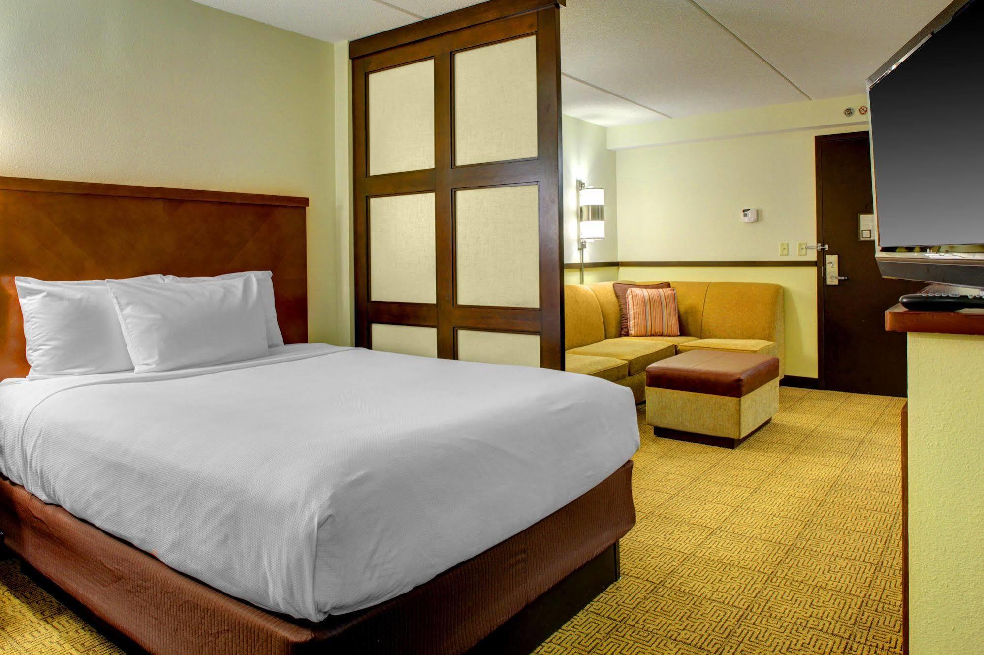 Hyatt Place Fort Lauderdale Airport/Cruise Port デイニア・ビーチ エクステリア 写真